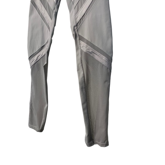 ALO | Women’s High Waisted Epic Mesh Legging - Sz Med - Light Grey - Picture 5 of 14